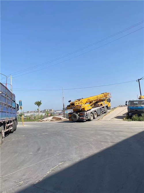 宣城市25吨吊车的租赁价格大概是多少？