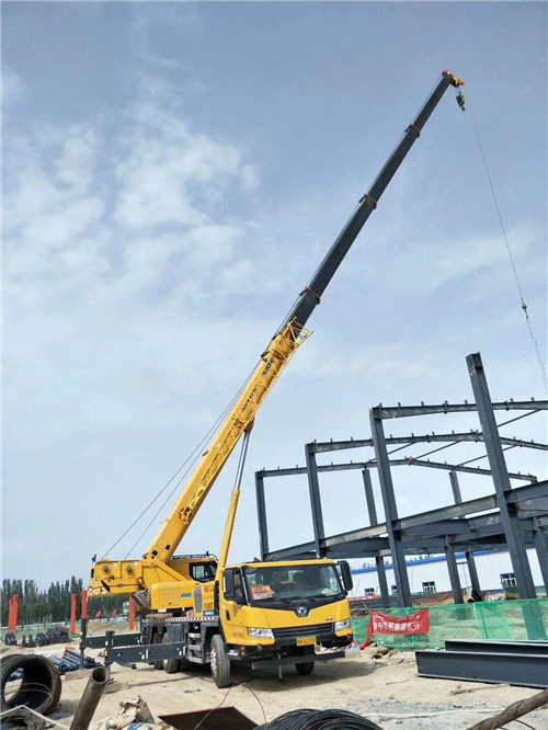 宣城市超高层建筑钢结构吊装案例
